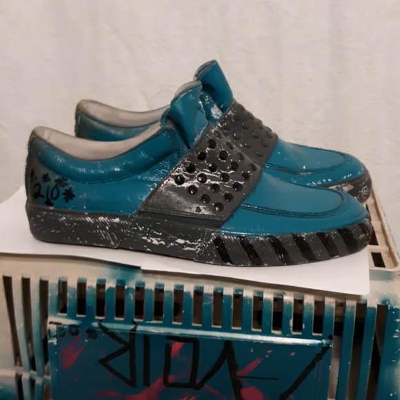 PUMA CONCEPT ATELIER NOIR SAMPLE UK SIZE 8